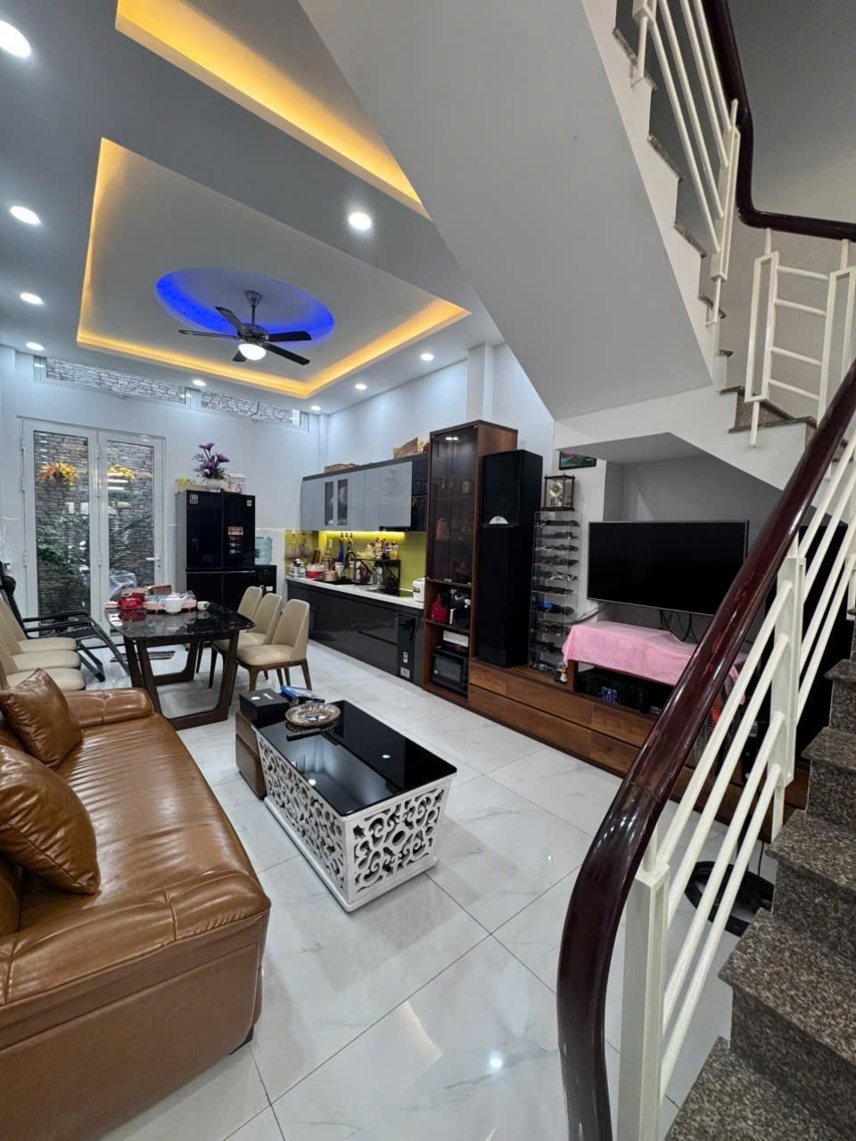 Ngộp Âu Cơ - HXH 8m, 66m2 - Kinh Doanh tốt - 2 tầng Tân Phú - Ảnh 2